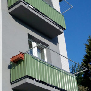 Balkónový sušiak pevný